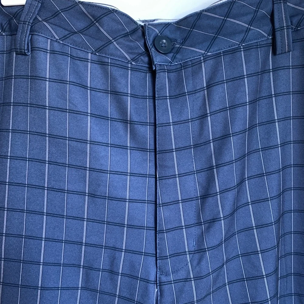 Reebok Golf Men's Blue Plaid‎ Shorts